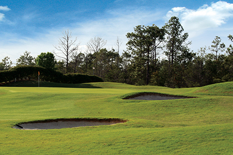 A view of the pristine golf course at The Club at Hidden Creek in Navarre, Florida where guests staying at Xplorie participating properties can njoy a free round of golf.