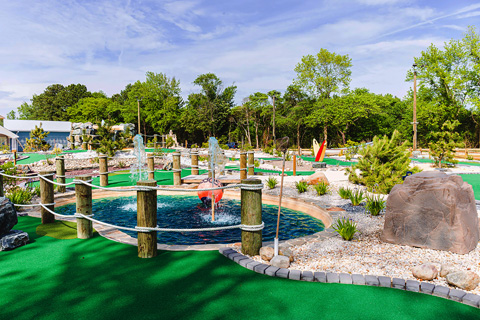 Have fun putting at Lighthouse Beach Golf in Millville, Delaware, which is available for free from Xplorie Participating properties.