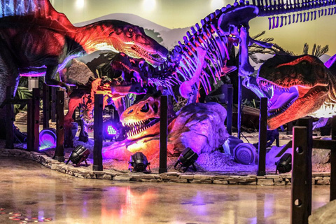 Enjoy the amenities including over 10 Dinosaur Exhibits, Guided Tours, and much more at Pangaea Land of the Dinosaurs in Scottsdale, Arizona, where guests staying at Xplorie participating properties can enjoy a free general admission.
