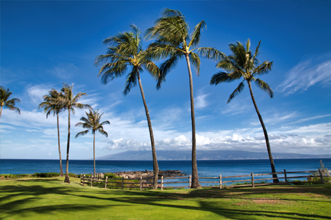 Enjoy the incredible views and beautiful ocean on the Napili Bay ocean Fun Self-Guided Tour from RideSmart Maui in Lahaina, Hawaii, which is available for free to guests staying at Xplorie Participating properties.