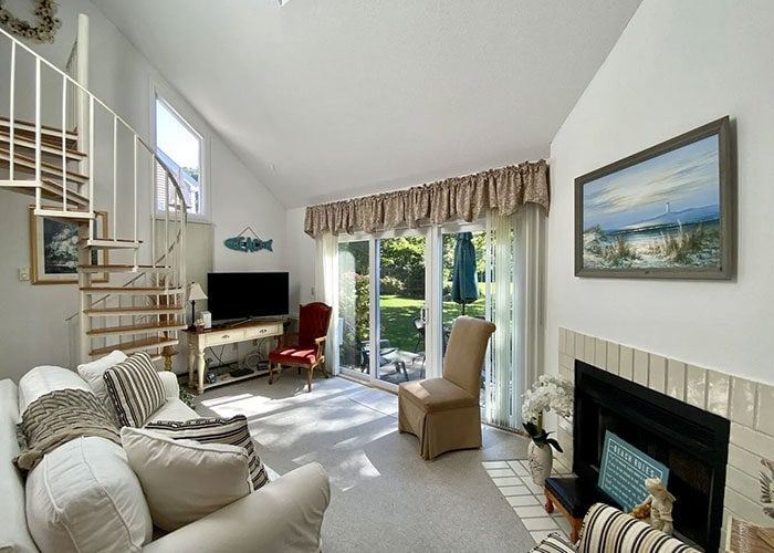 leighton-rentals